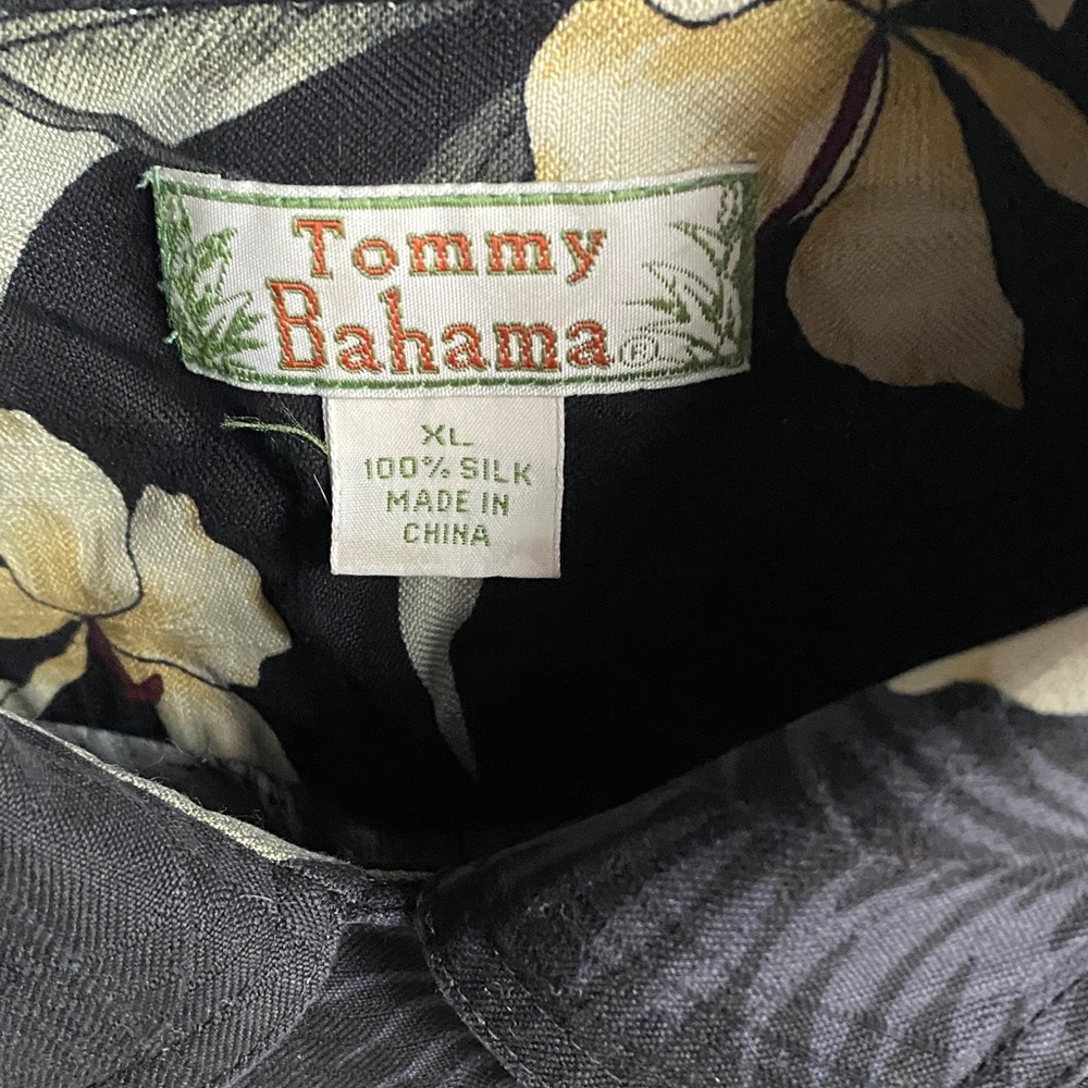 Tommy Bahama Silk Black Floral Button Down Shirt - Picture 4 of 6